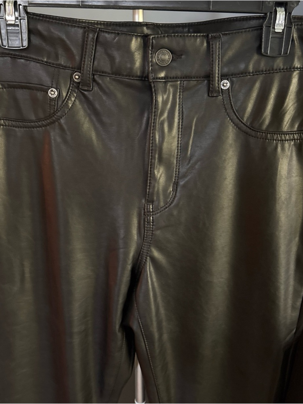 American Eagle Black Faux Leather Flare leg Rocker Party Concert - Picture 10 of 12